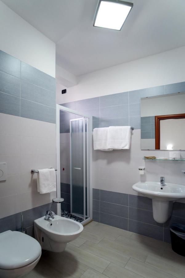Residence Clipper Giulianova Exterior foto