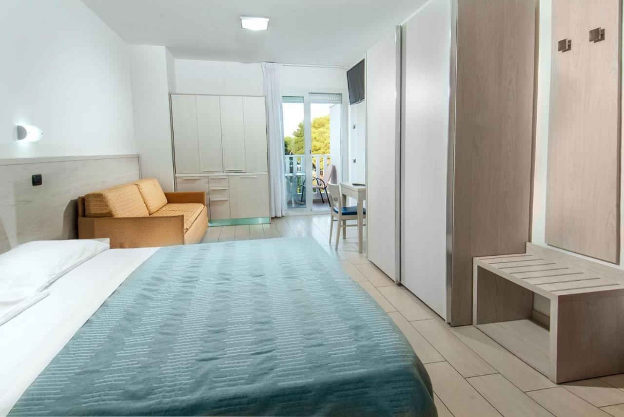 Residence Clipper Giulianova Exterior foto